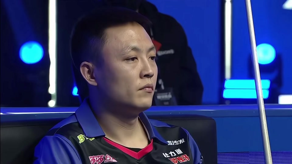 他在内线翻 他在内线翻