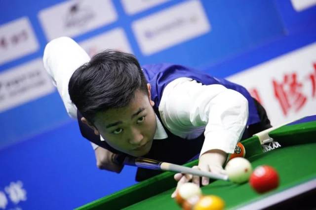 竞争激烈的 竞争激烈的